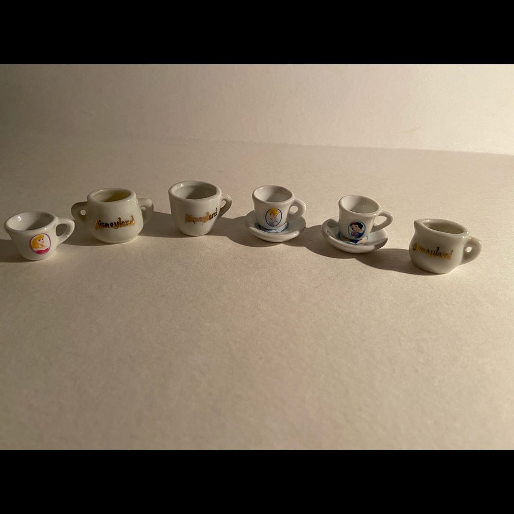 Mini Disney tea set